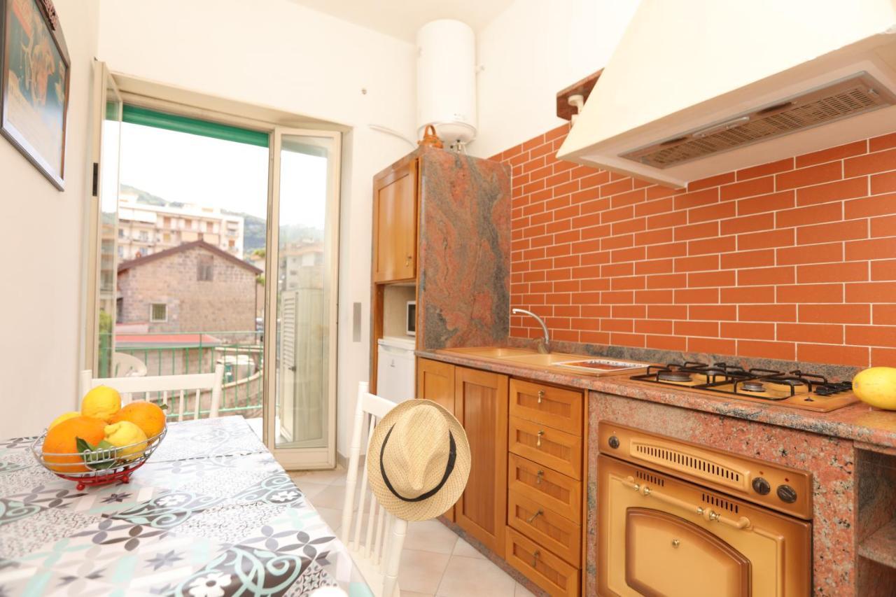 Estate4Home - Casa Pina Σορέντο Εξωτερικό φωτογραφία